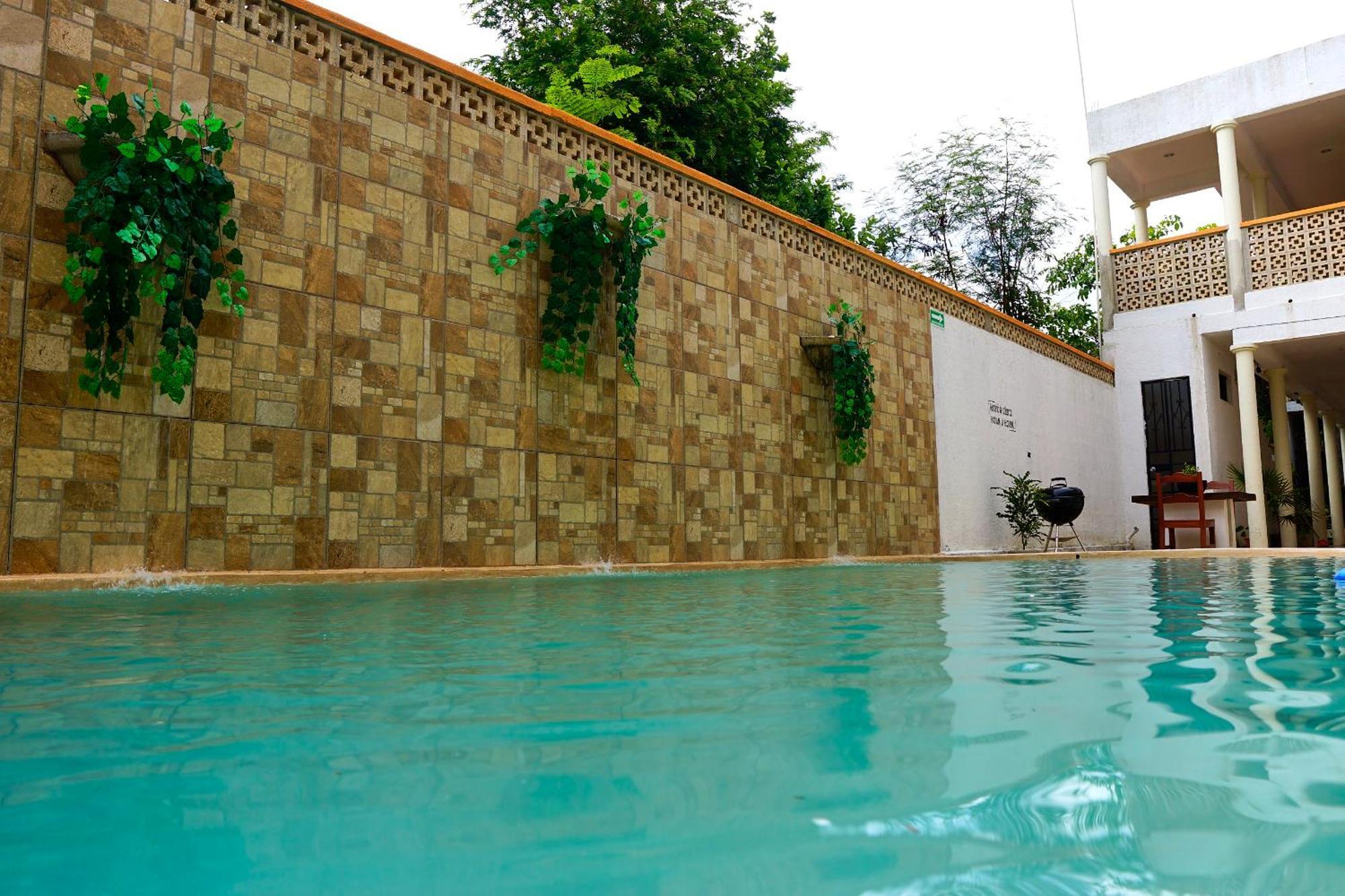 Hotel Del Parque Valladolid  Dış mekan fotoğraf