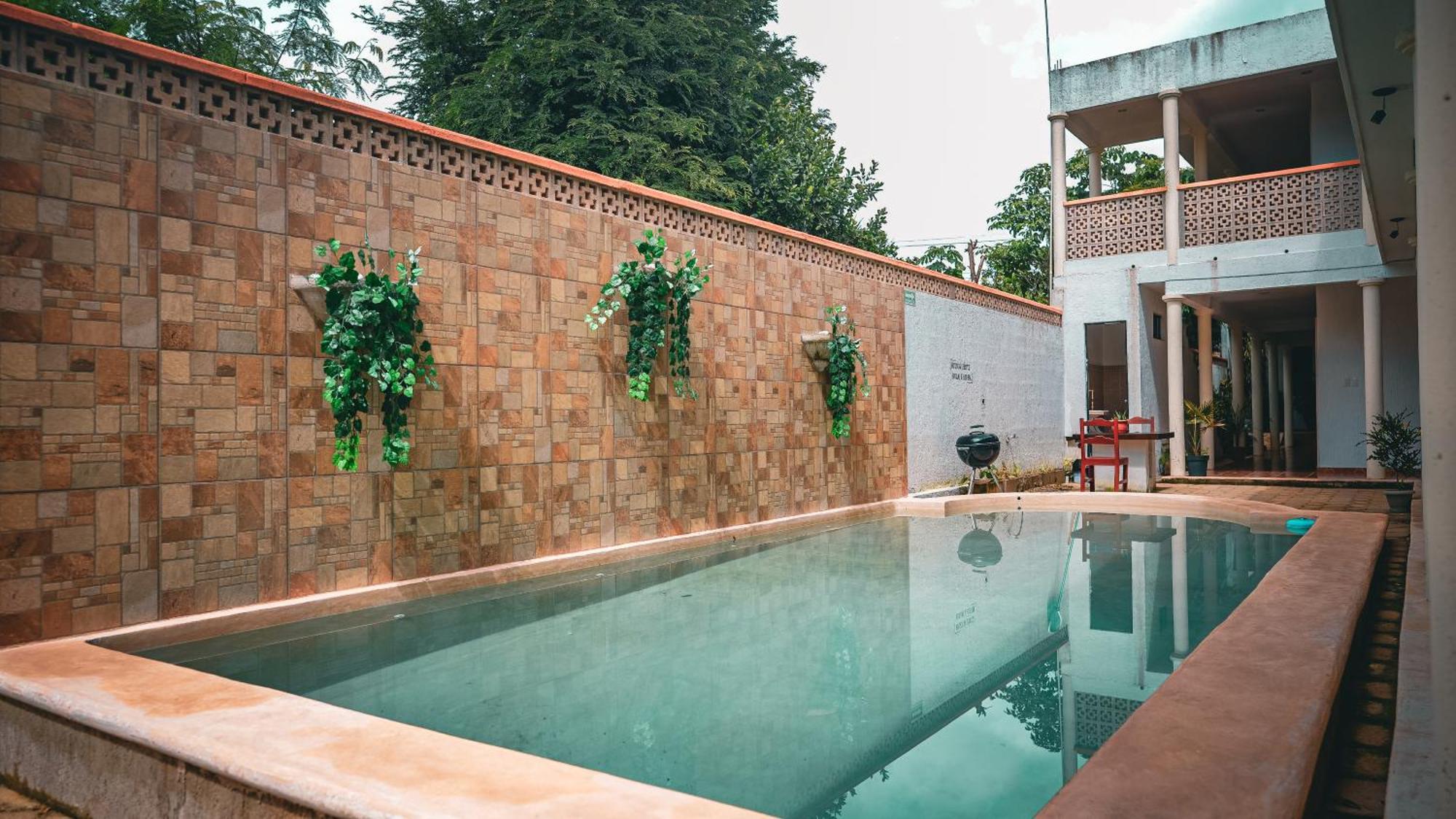 Hotel Del Parque Valladolid  Dış mekan fotoğraf